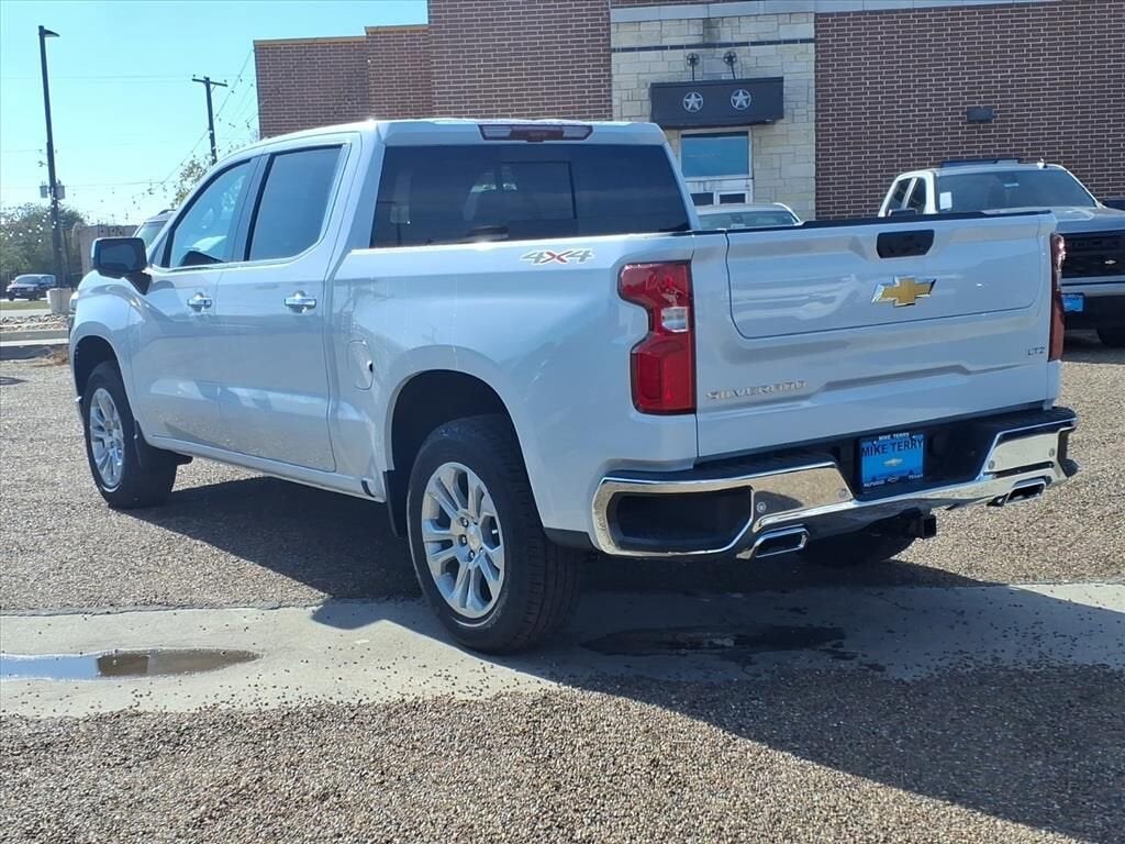 New 2026 Chevrolet Silverado 1500 LTZ Truck Crew Cab