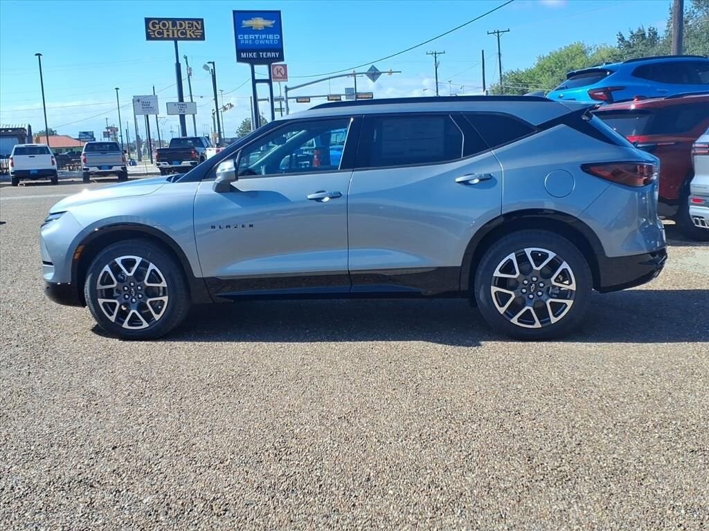 New 2025 Chevrolet Blazer RS SUV
