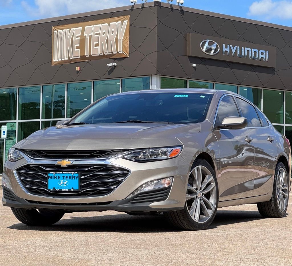 Used 2024 Chevrolet Malibu 2LT Sedan