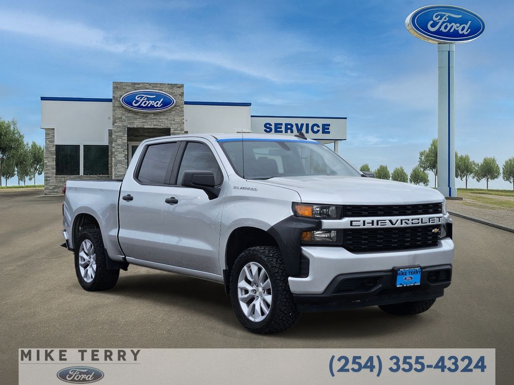 2021 Chevrolet Silverado 1500 Custom Crew Cab Short Box's photo