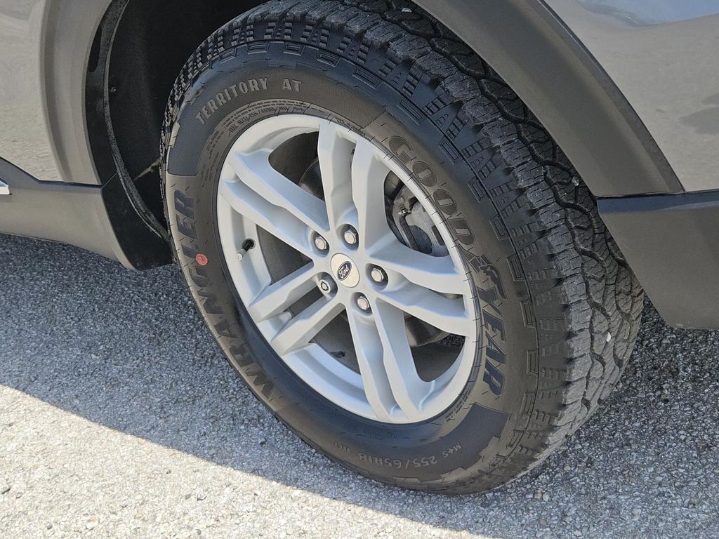 2024 Ford Explorer XLT - Photo 7