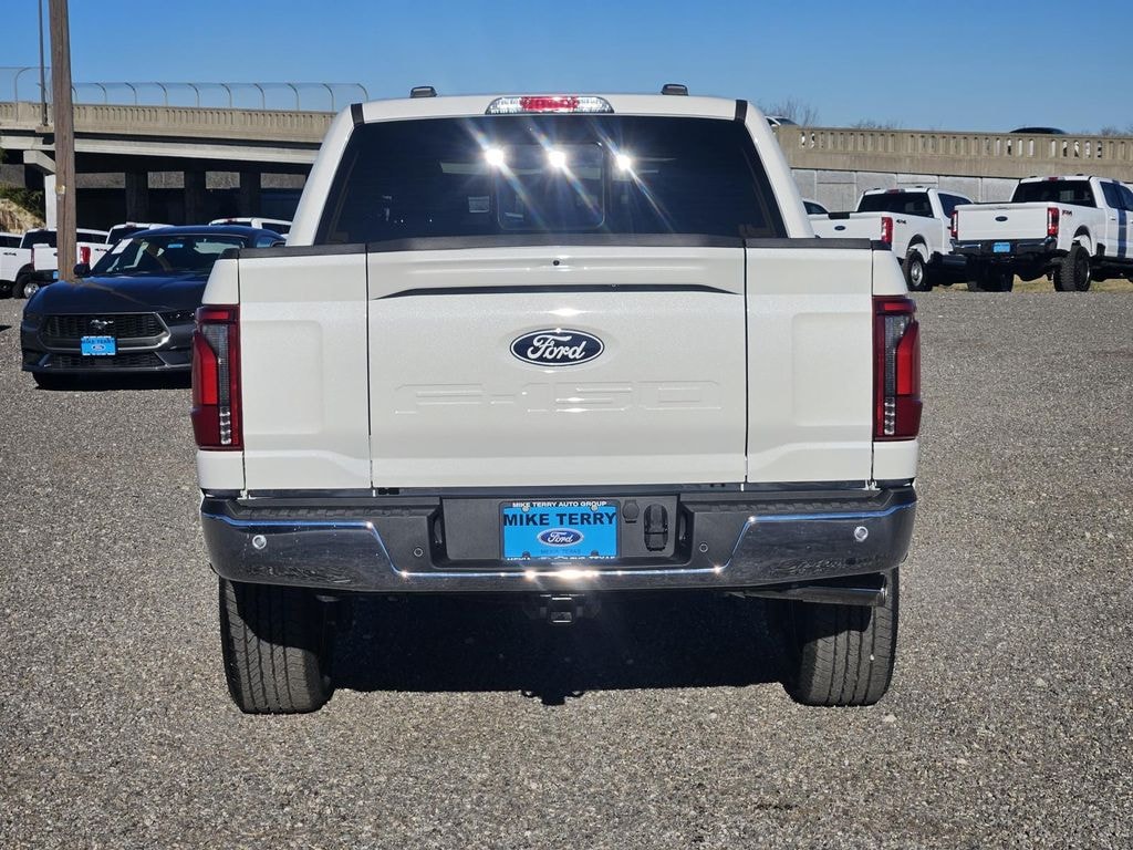 New 2025 Ford F-150 Lariat Truck SuperCrew Cab