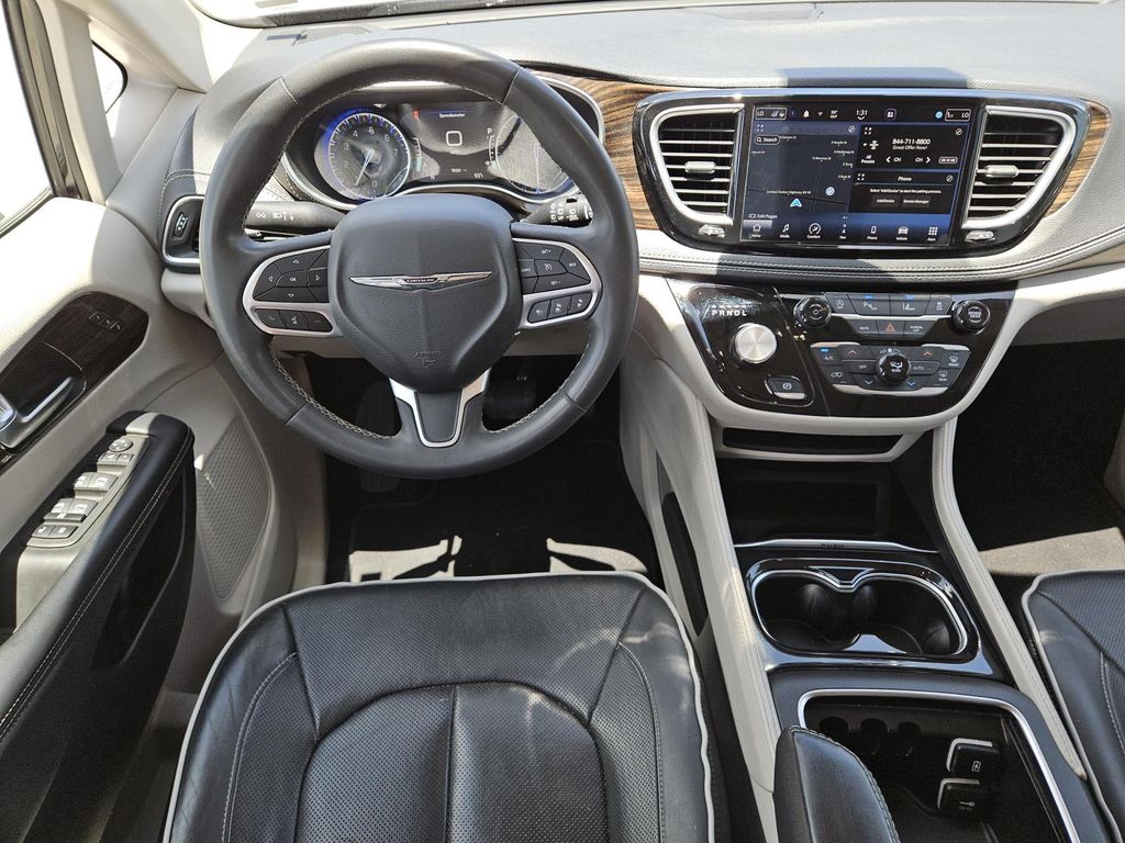 2023 Chrysler Pacifica Limited - Photo 11