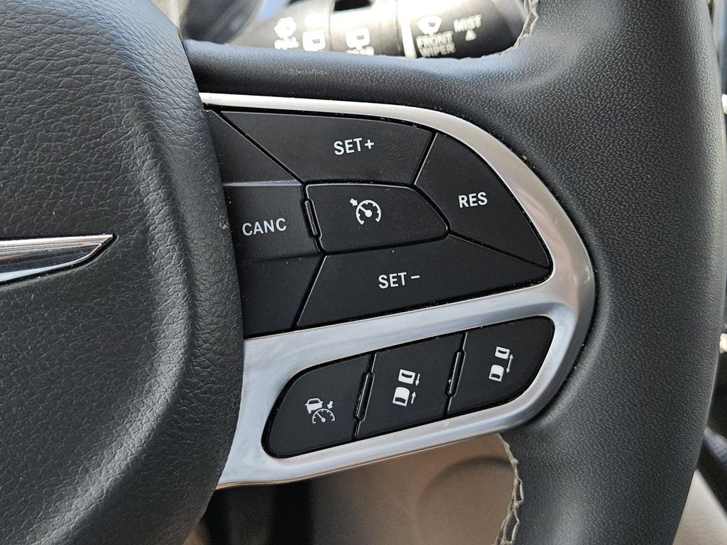 2023 Chrysler Pacifica Limited - Photo 20