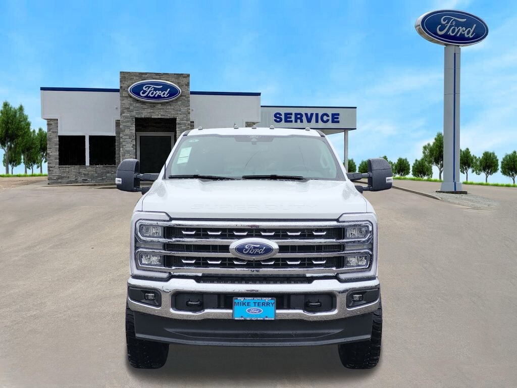 New 2025 Ford F-250 Truck Crew Cab