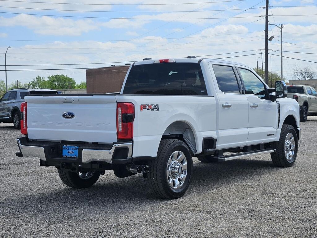 New 2026 Ford F-250 Truck Crew Cab