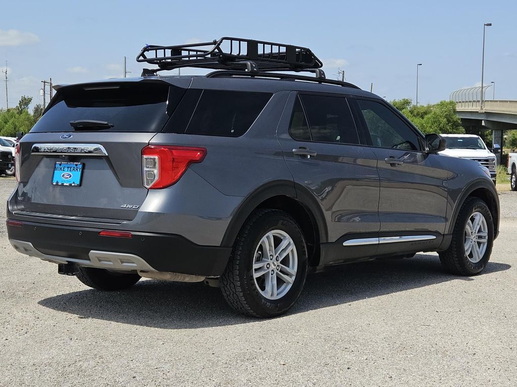 2024 Ford Explorer XLT - Photo 4