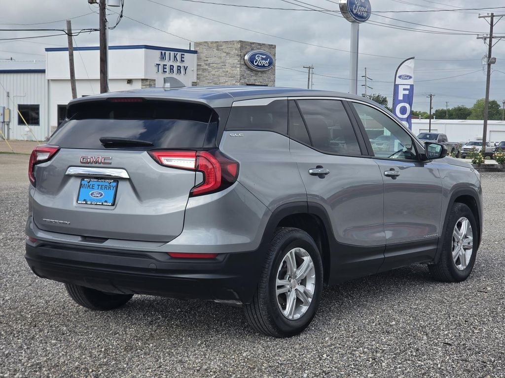 Used 2024 GMC Terrain SLE SUV