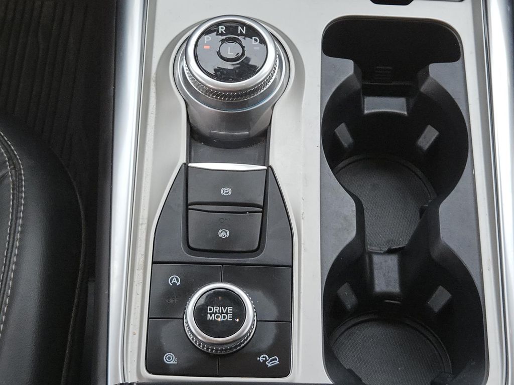 2024 Ford Explorer XLT - Photo 17