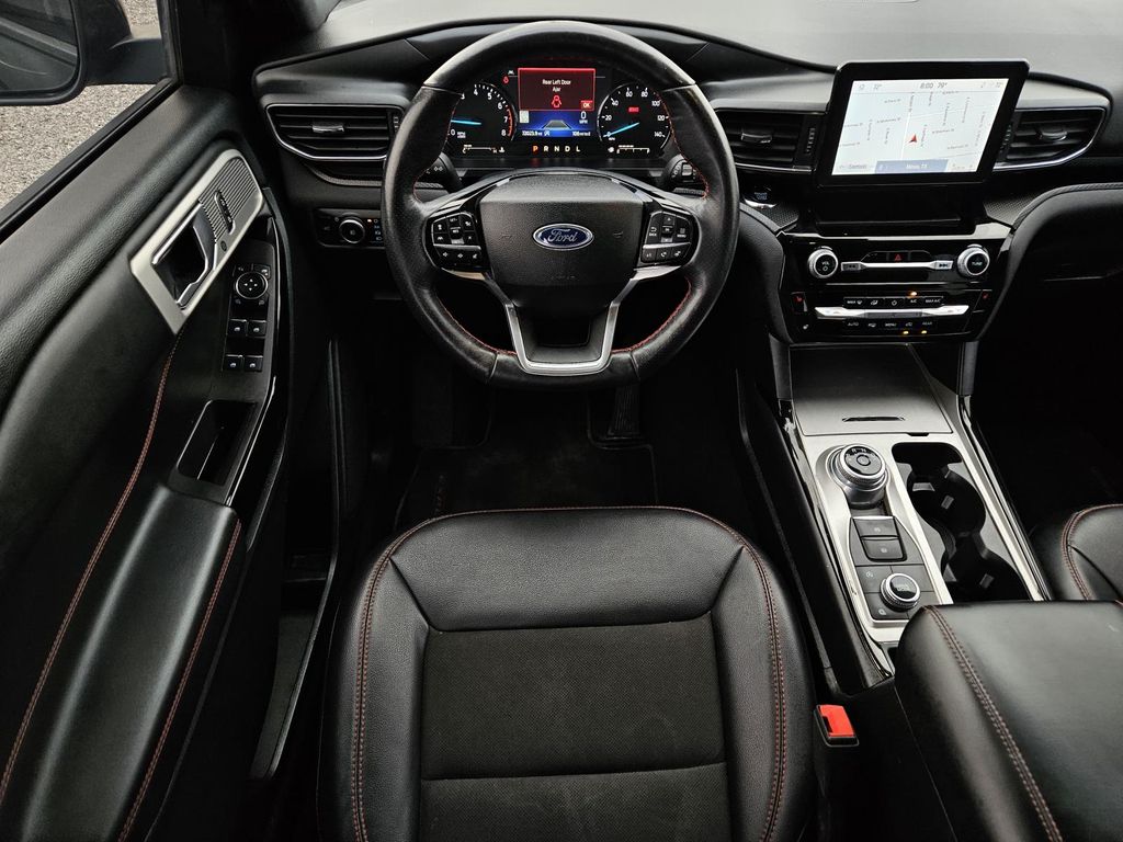 2024 Ford Explorer ST-LINE - Photo 13