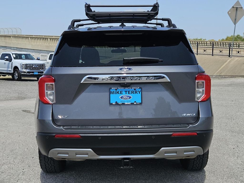 2024 Ford Explorer XLT - Photo 5