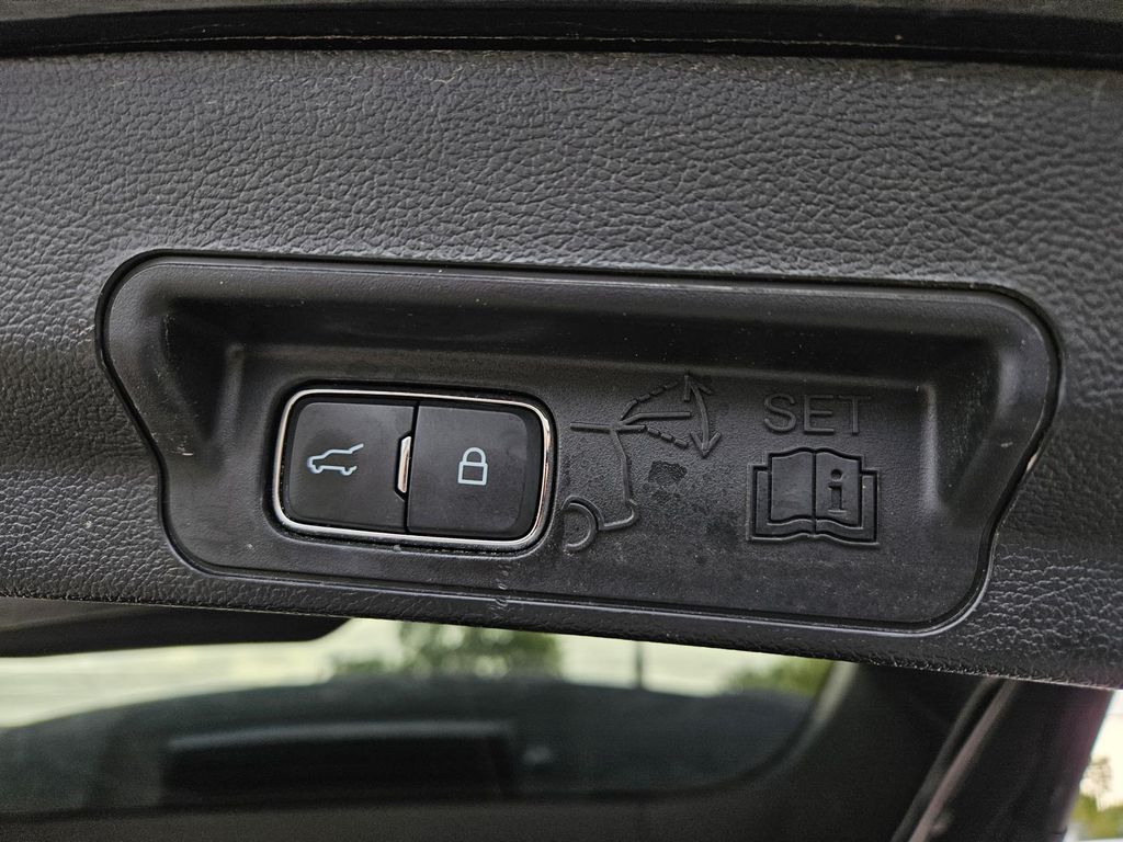 2024 Ford Explorer ST-LINE - Photo 34