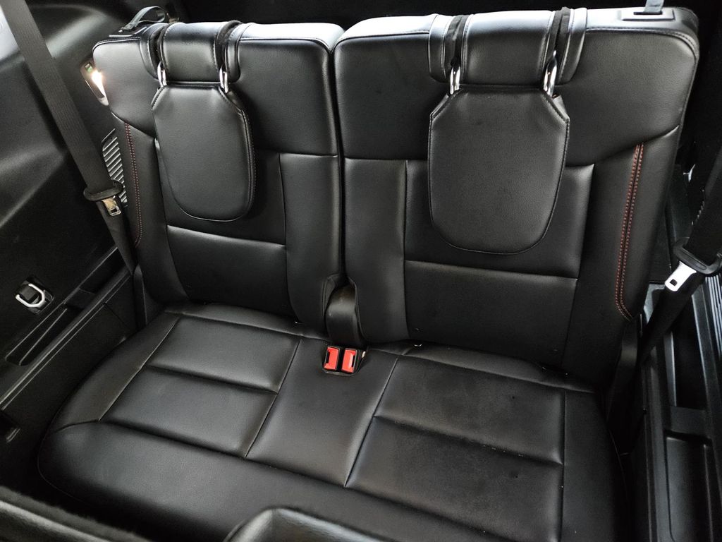2024 Ford Explorer ST-LINE - Photo 17