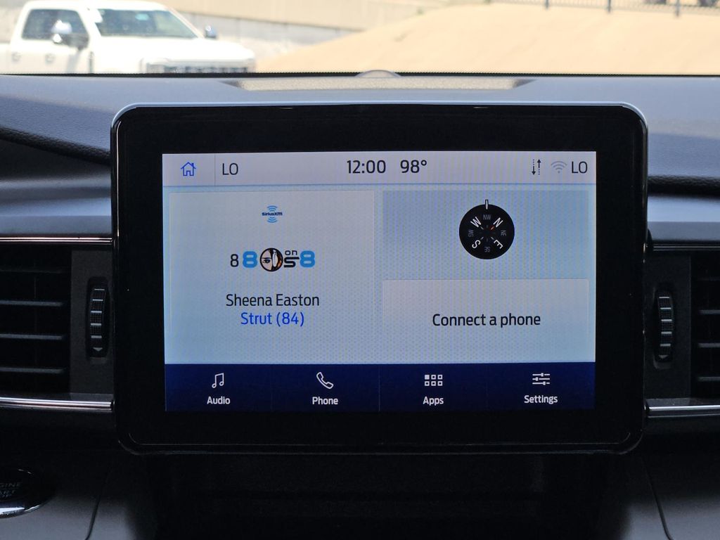 2024 Ford Explorer XLT - Photo 15