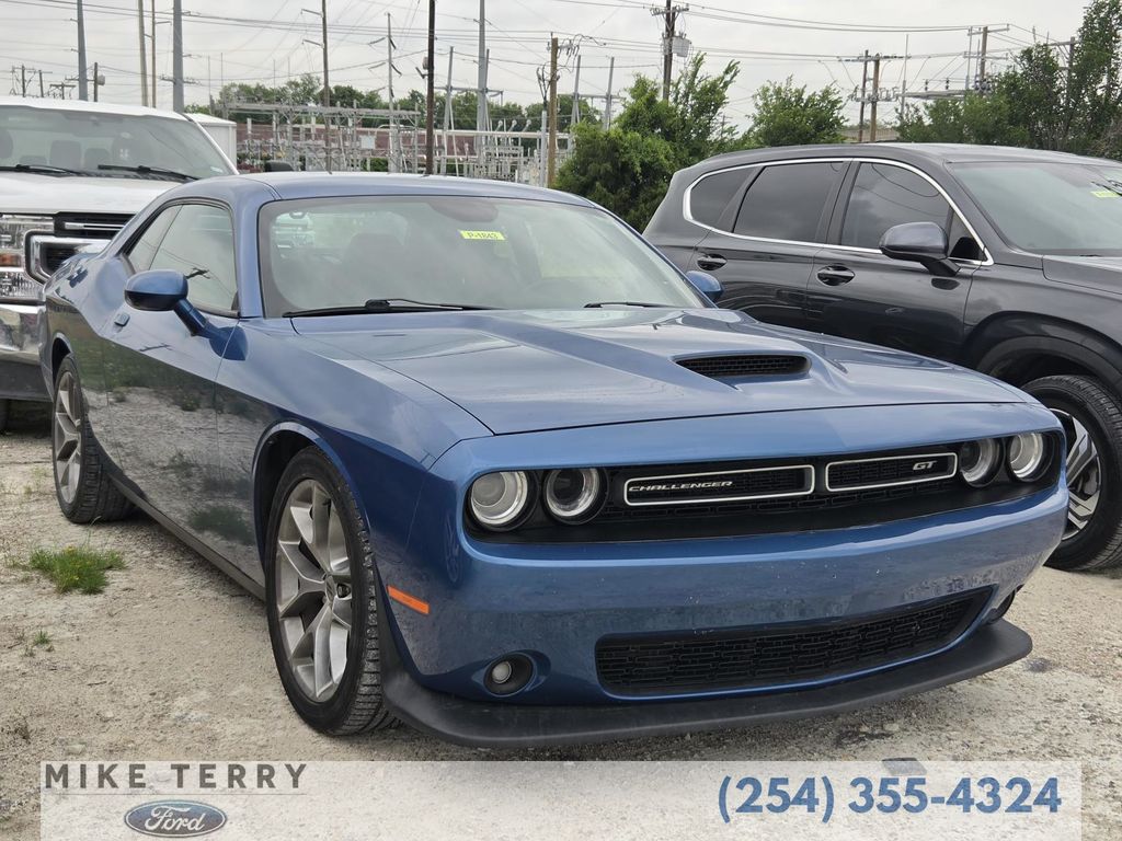 2021 Dodge Challenger GT Auto's photo