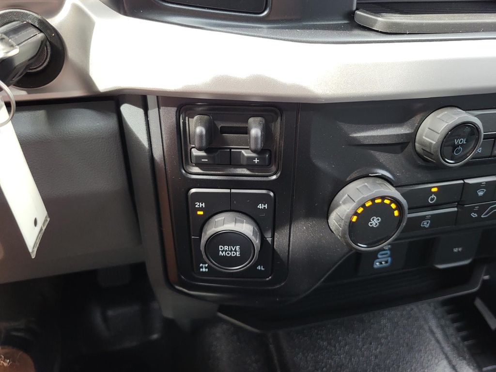 2026 Ford F-250 Super Duty XL - Photo 17
