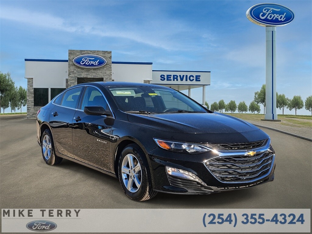 Used 2024 Chevrolet Malibu LT 1LT Sedan