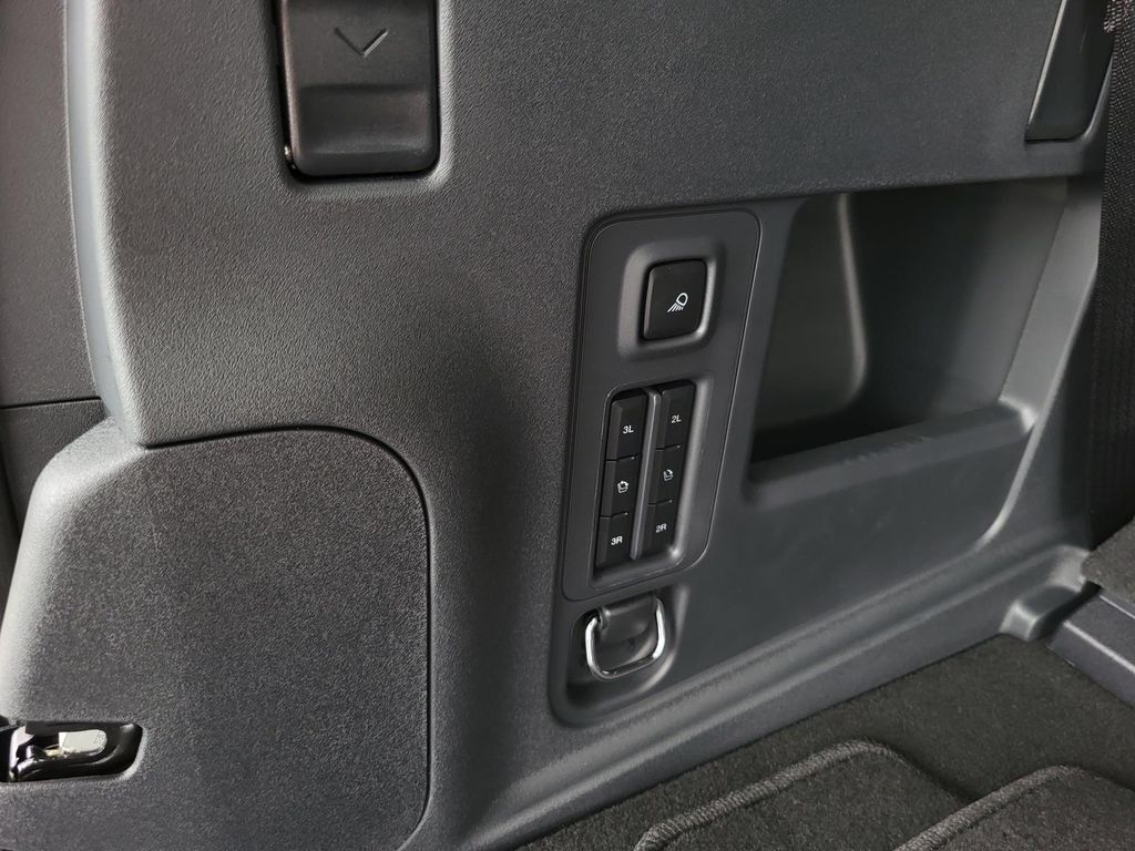 2025 Ford Expedition Platinum - Photo 9
