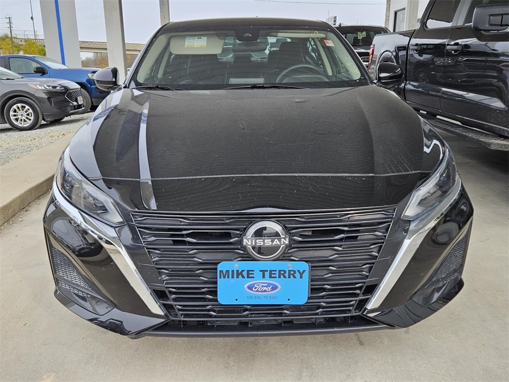 Used 2023 Nissan Altima SV with VIN 1N4BL4DV4PN389757 for sale in Mexia, TX