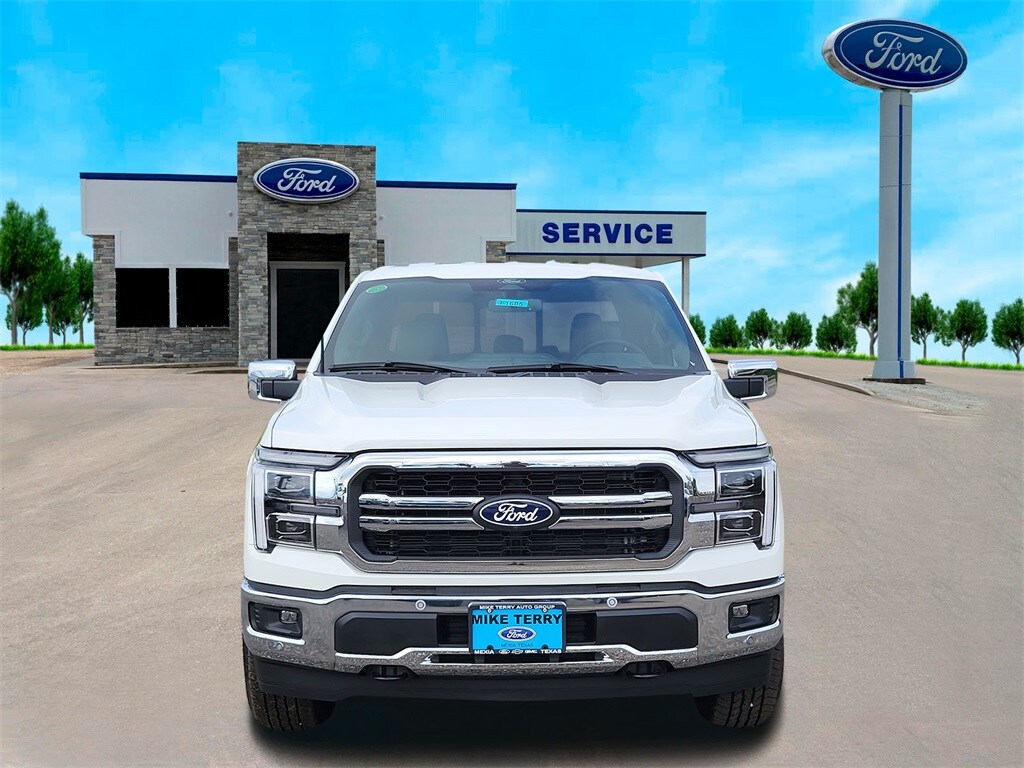 2025 Ford F-150 Lariat photo 2