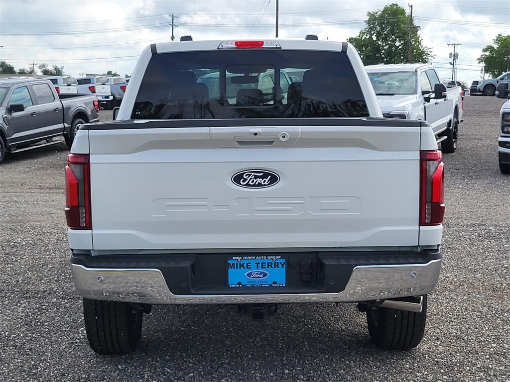 2025 Ford F-150 Lariat photo 4