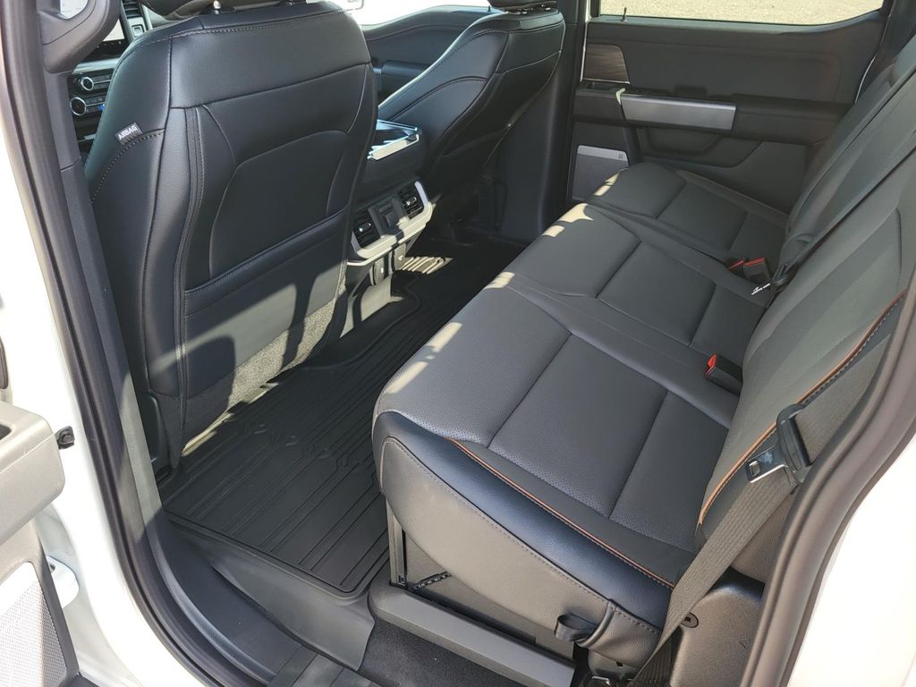 2025 Ford F-150 Lariat - Photo 26