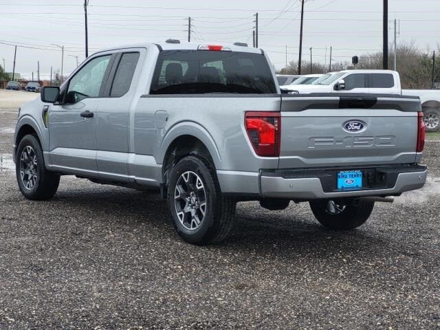 2025 Ford F-150 STX photo 3