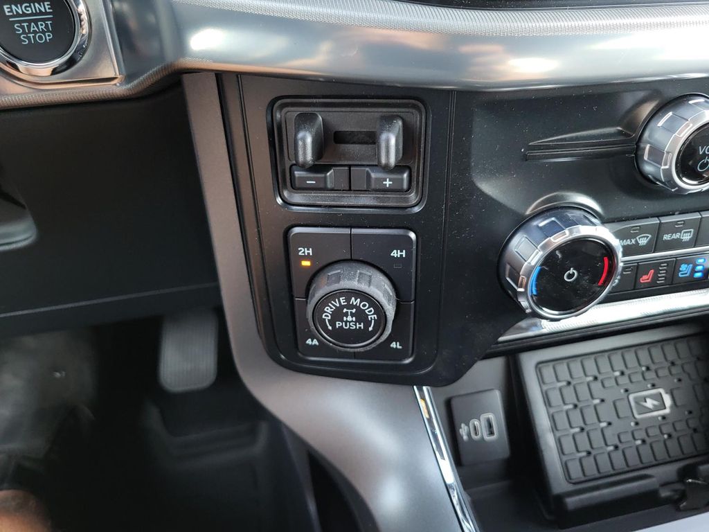 2025 Ford F-150 Lariat - Photo 14