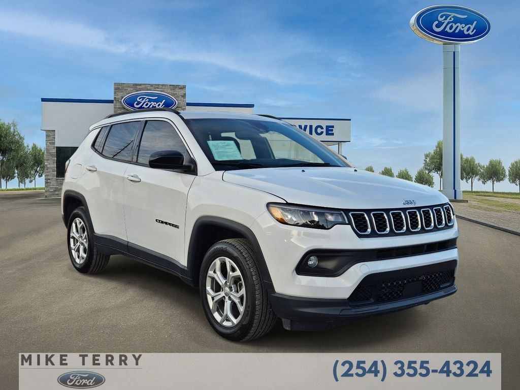 Used 2024 Jeep Compass Latitude