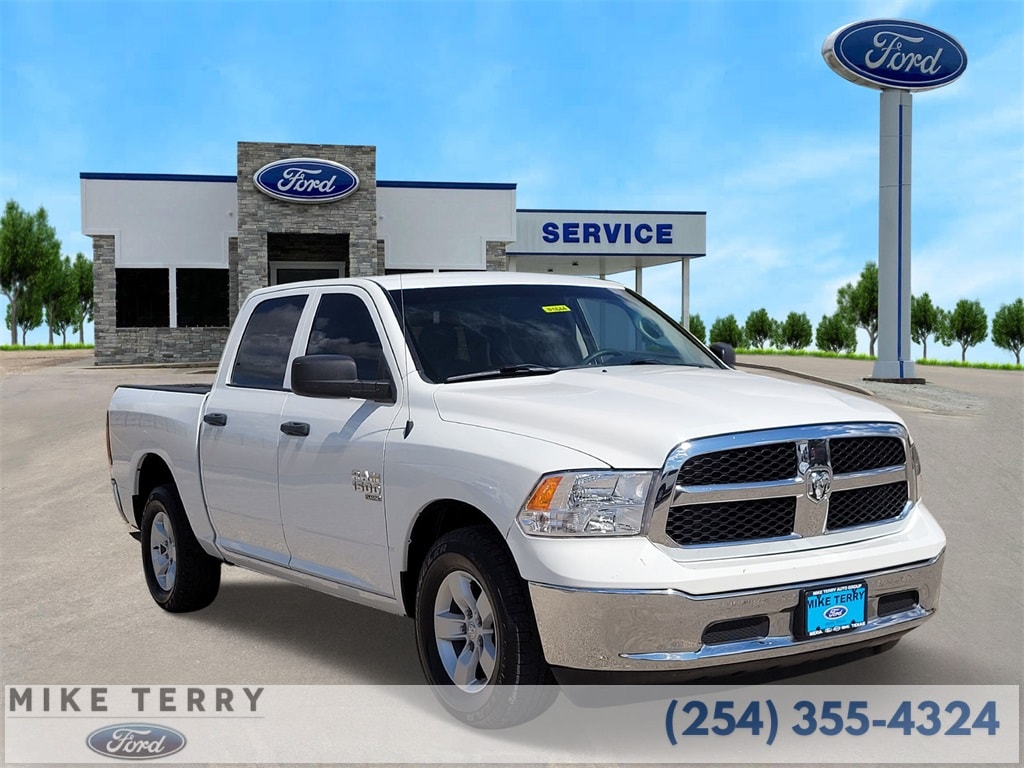Used 2022 Ram 1500 Classic SLT Truck