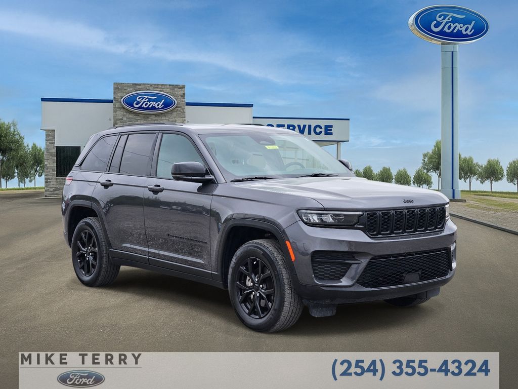 2024 Jeep Grand Cherokee Altitude 4x4's photo