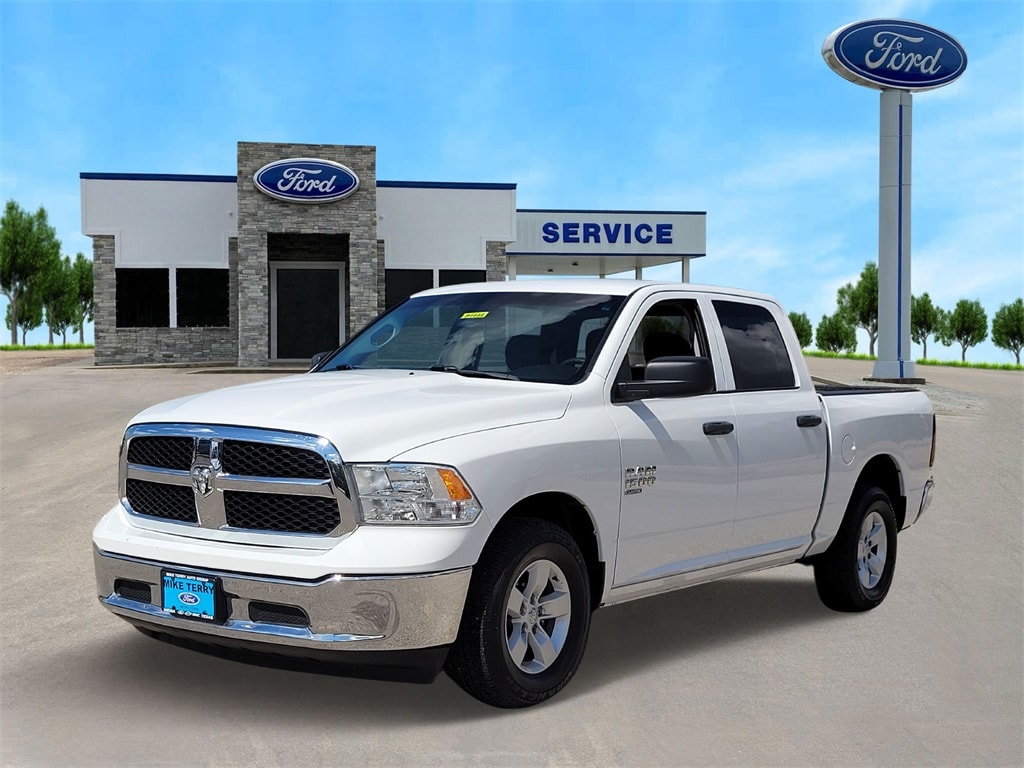 Used 2022 Ram 1500 Classic SLT Truck
