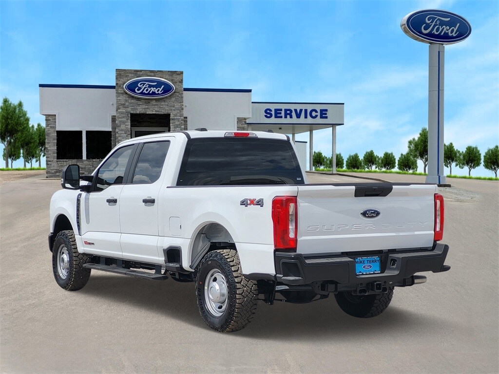 2026 Ford F-250 photo 3