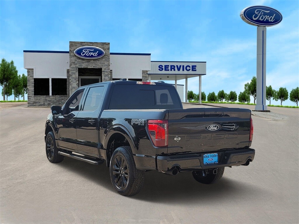 2025 Ford F-150 XLT photo 3