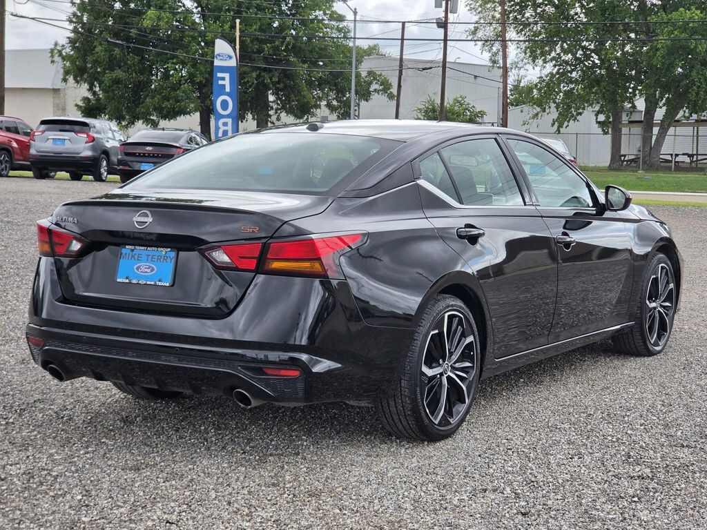 Used 2024 Nissan Altima 2.5 SR Sedan