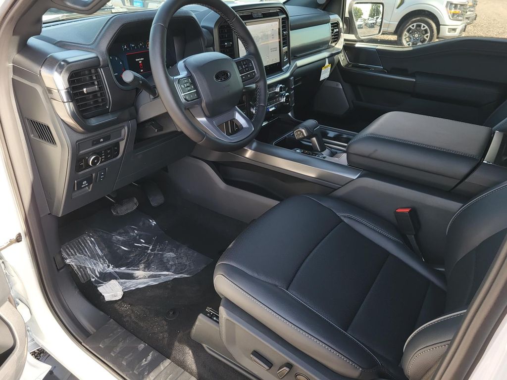 2025 Ford F-150 Lariat - Photo 19