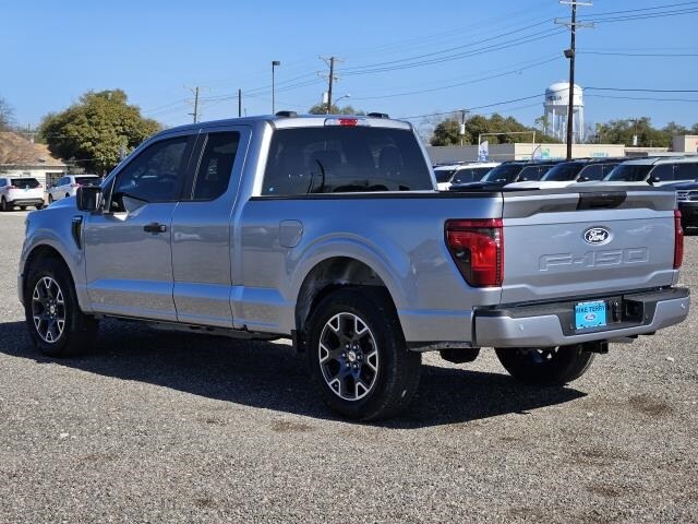 2025 Ford F-150 STX photo 4