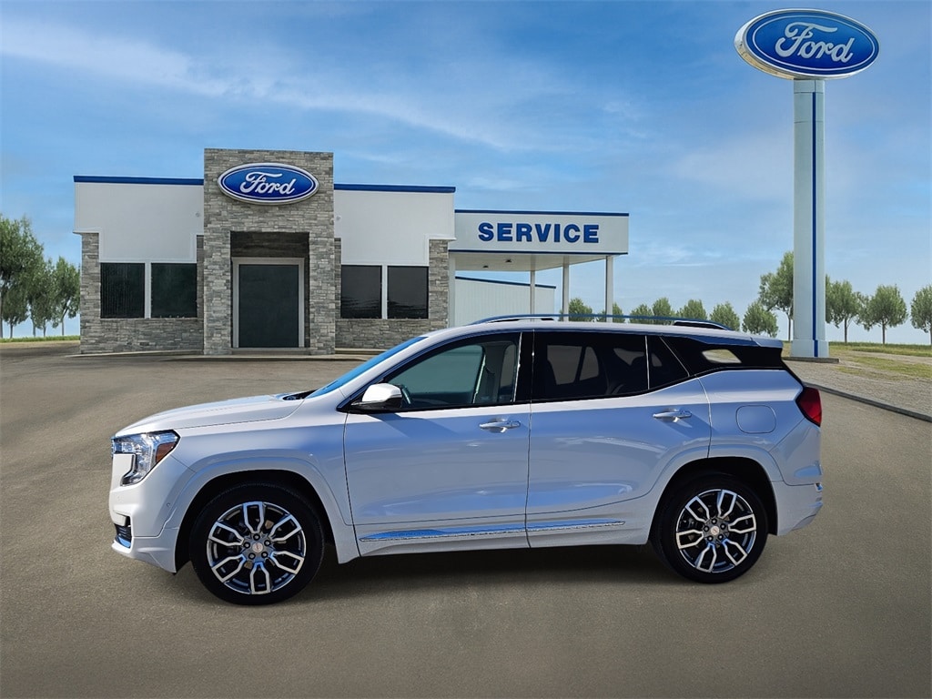 Used 2024 GMC Terrain Denali SUV