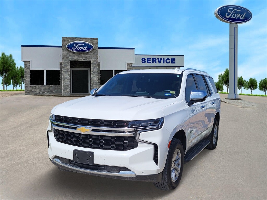 2024 Chevrolet Tahoe LS photo 2