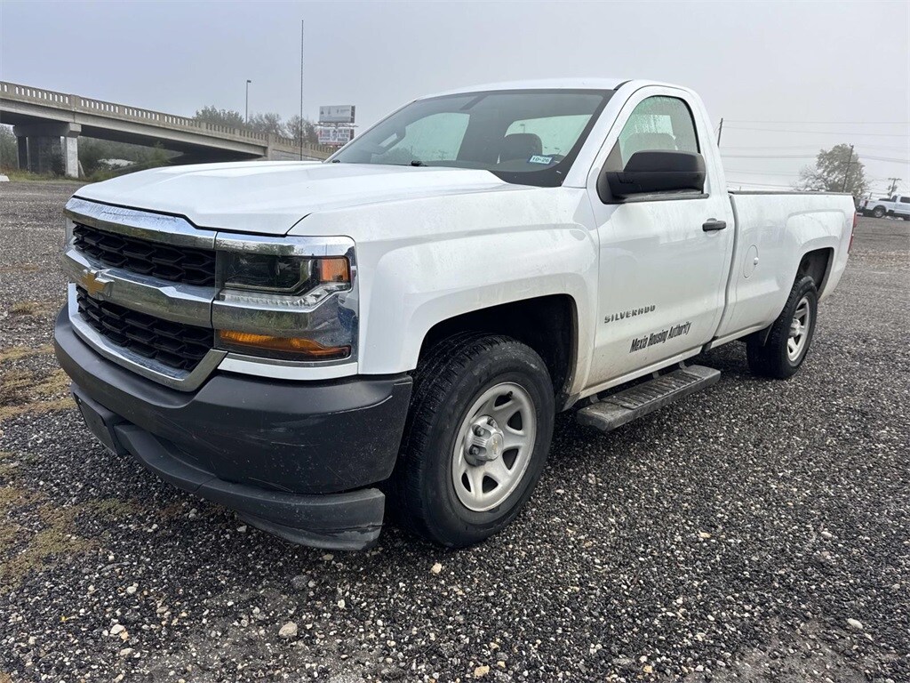2018 Chevrolet Silverado 1500 photo 3