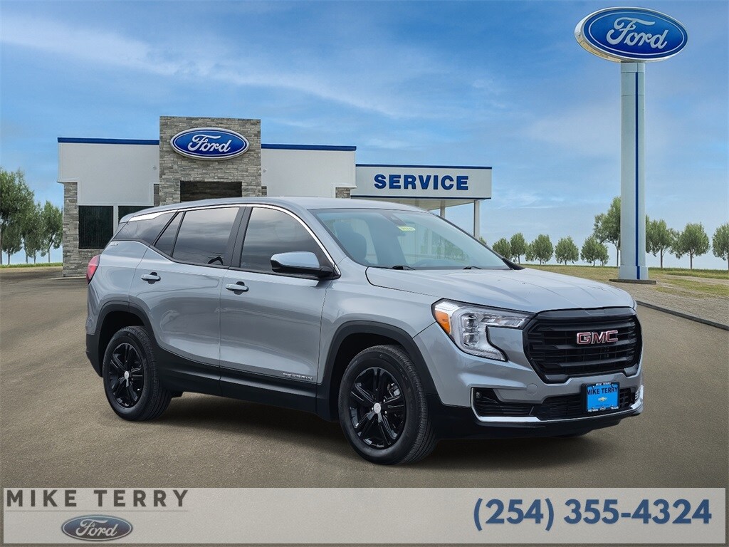 Used 2024 GMC Terrain SLE SUV