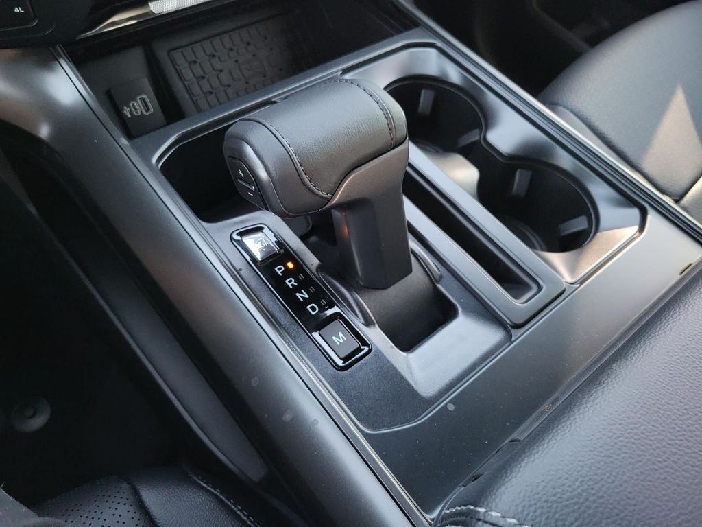 2025 Ford F-150 Lariat - Photo 17