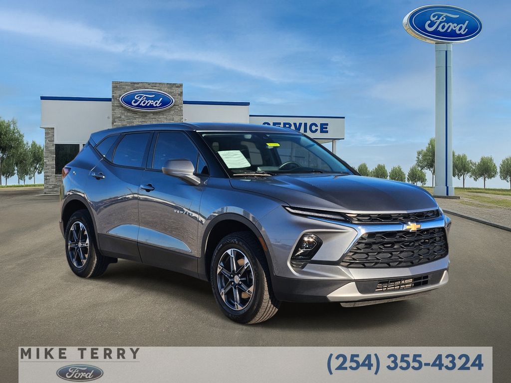 2025 Chevrolet Blazer 2.0T 2LT AWD's photo