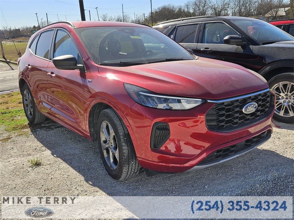 2024 Ford Escape ST-Line's photo