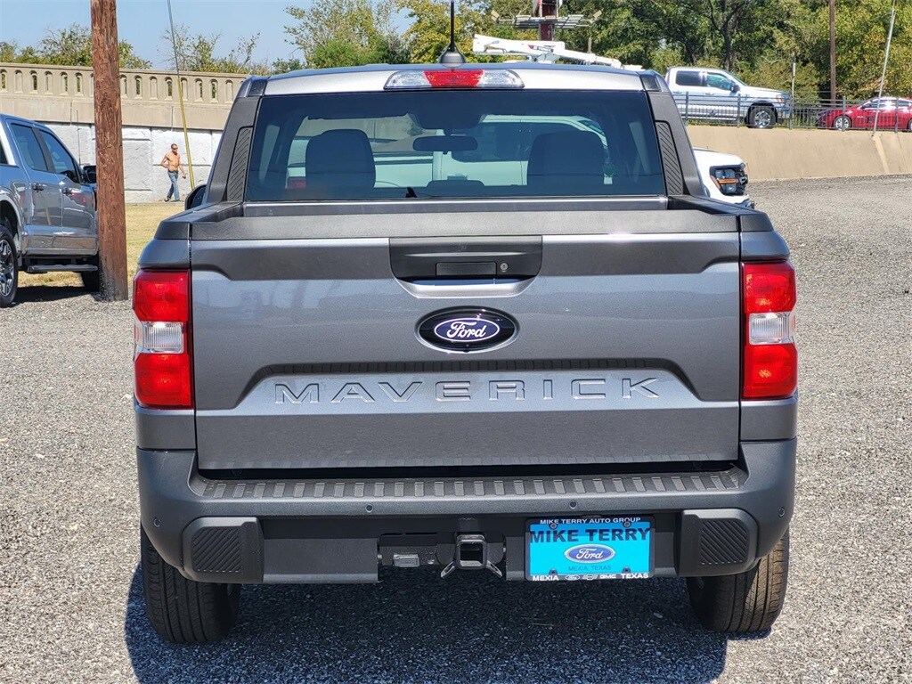 2025 Ford Maverick XLT photo 3