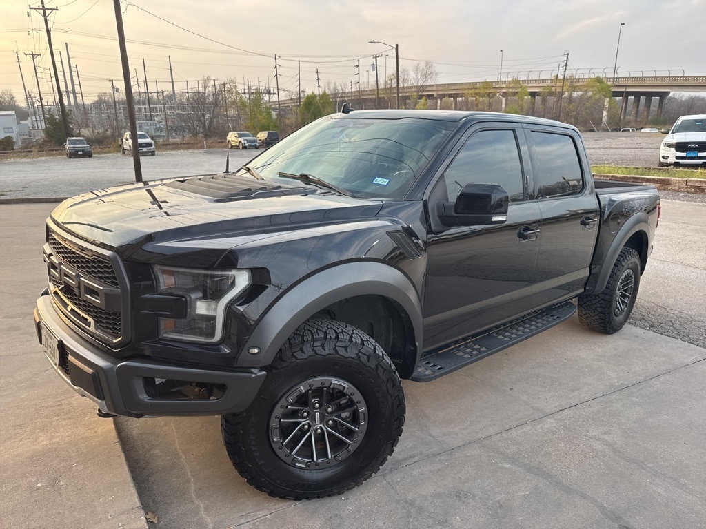 2019 Ford F-150 Raptor's photo