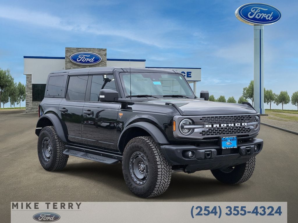 2025 Ford Bronco SUV 