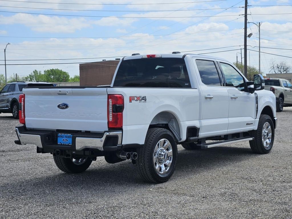 New 2026 Ford F-250SD Lariat Truck