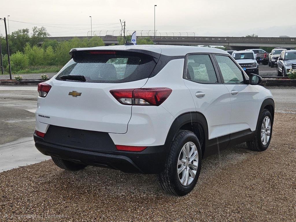 Used 2022 Chevrolet Trailblazer LS SUV