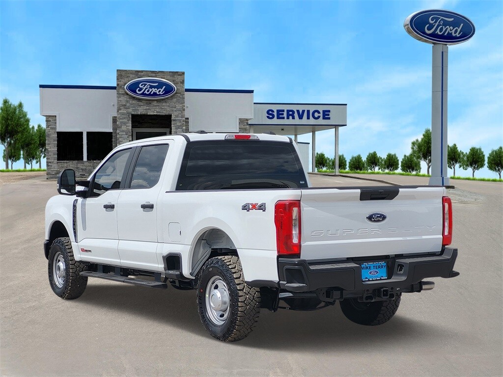 2026 Ford F-250 photo 3